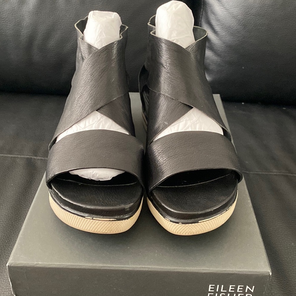 Eileen FisherLeather Sport Sandals sz US 8M
